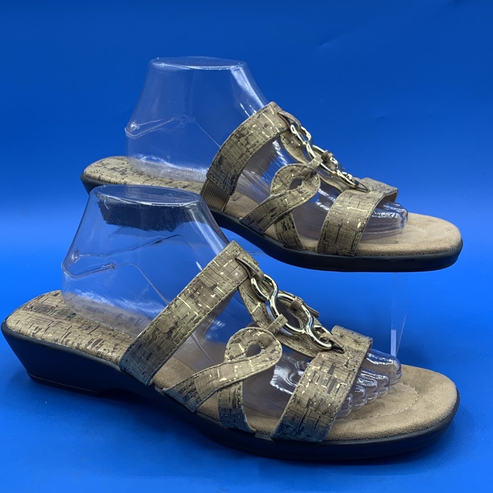 Women’s Taupe Cork-Texture Slide Sandals with Chain Accent